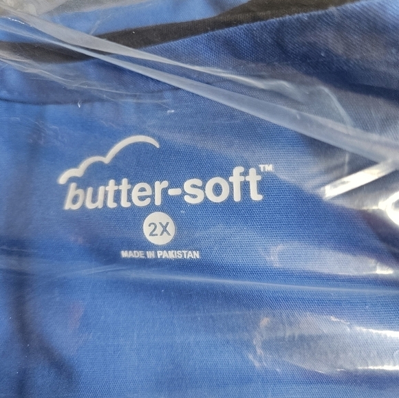 NWT Uniform Advantage Butter Soft Women's Size 2X Color Block Scrub Top - Picture 3 of 5